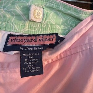 Vineyard vines pink skirt with built in shorts underneath. Skirt has pockets.